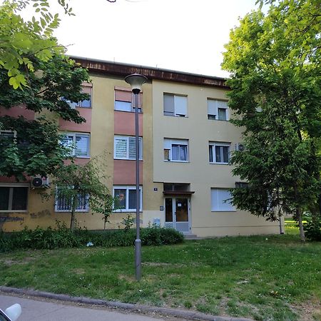Apartman Studio Blue Subotica Exterior photo